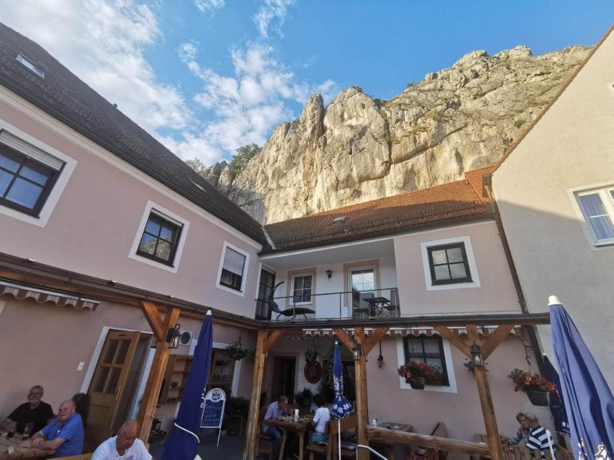 Gasthaus Felsenwastl Essing Exterior photo